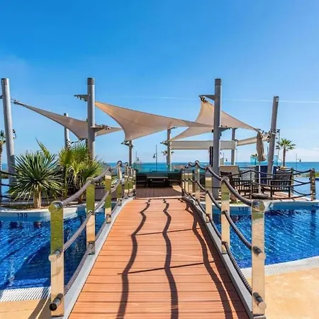 Apartamento Stunning 2 Bed On The Front Sea Line At Sea Senses Punta Prima (Alicante)