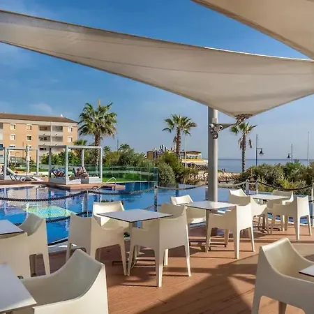 Apartamento Stunning 2 Bed On The Front Sea Line At Sea Senses Punta Prima (Alicante)